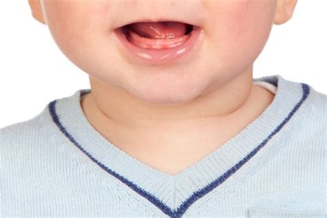 bebeklerde diş çıkarken damak nasıl olur